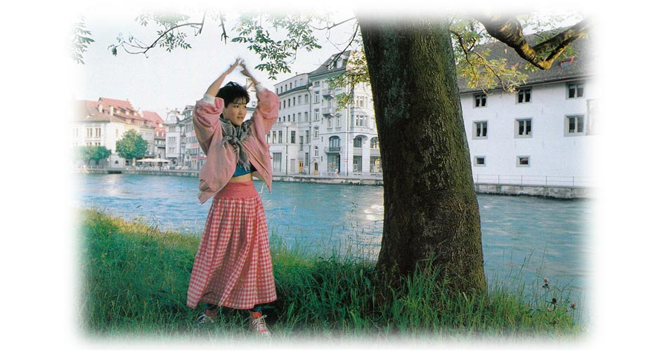 岡田有希子❤生誕祭月 写真付ミニターボファン 限定1点 FDTGRYN4KRIWDGOWHFP2ATYCNI.jpg